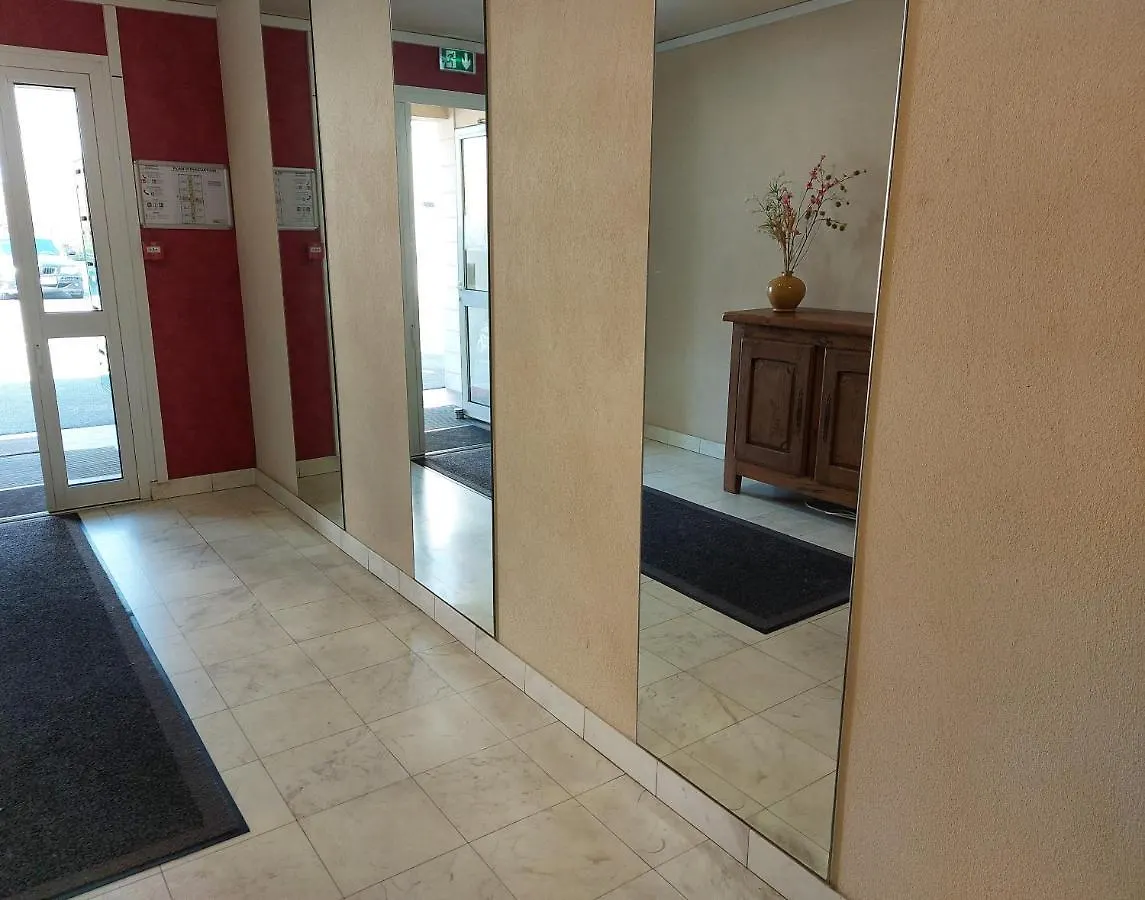 Appartement L'Escale : Duplex 4 Pers. Asterix, Aeroport Roissy Cdg, Paris à Moussy-le-Neuf